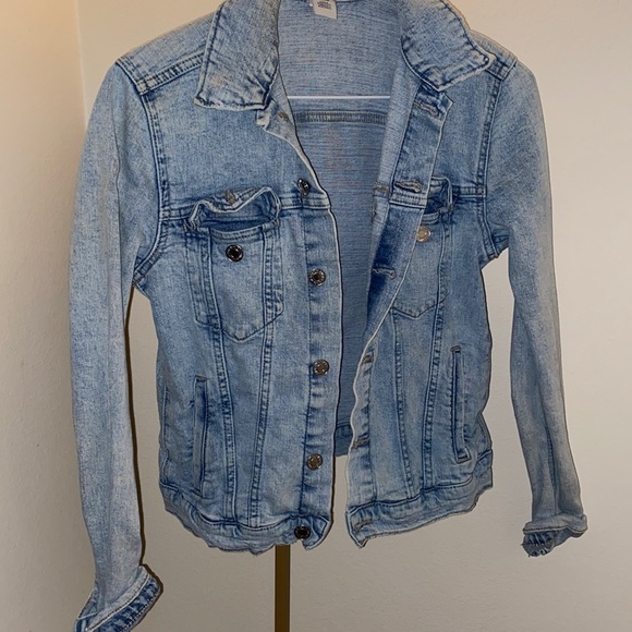 Jean jacket - Picture 1 of 2